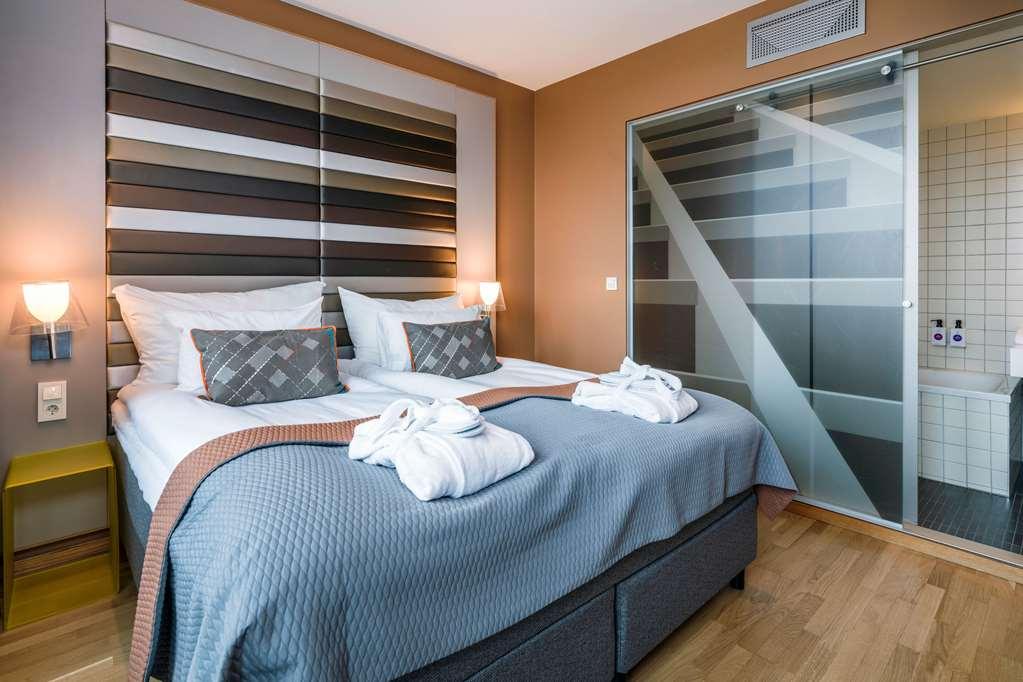 Quality 33 Hotel 4*
